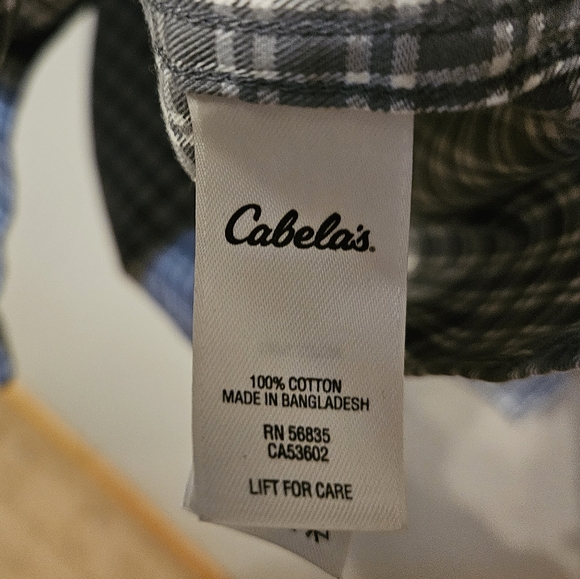 Cabela's mens XL long sleeve gray/cream button down shirt - Picture 2 of 5